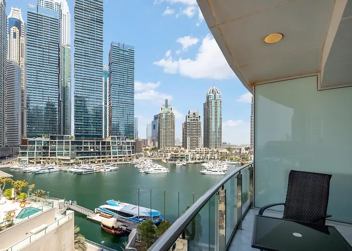 Fam Living - Stunning 2 Bedroom + Maid\'S Room In Marina Terrace
