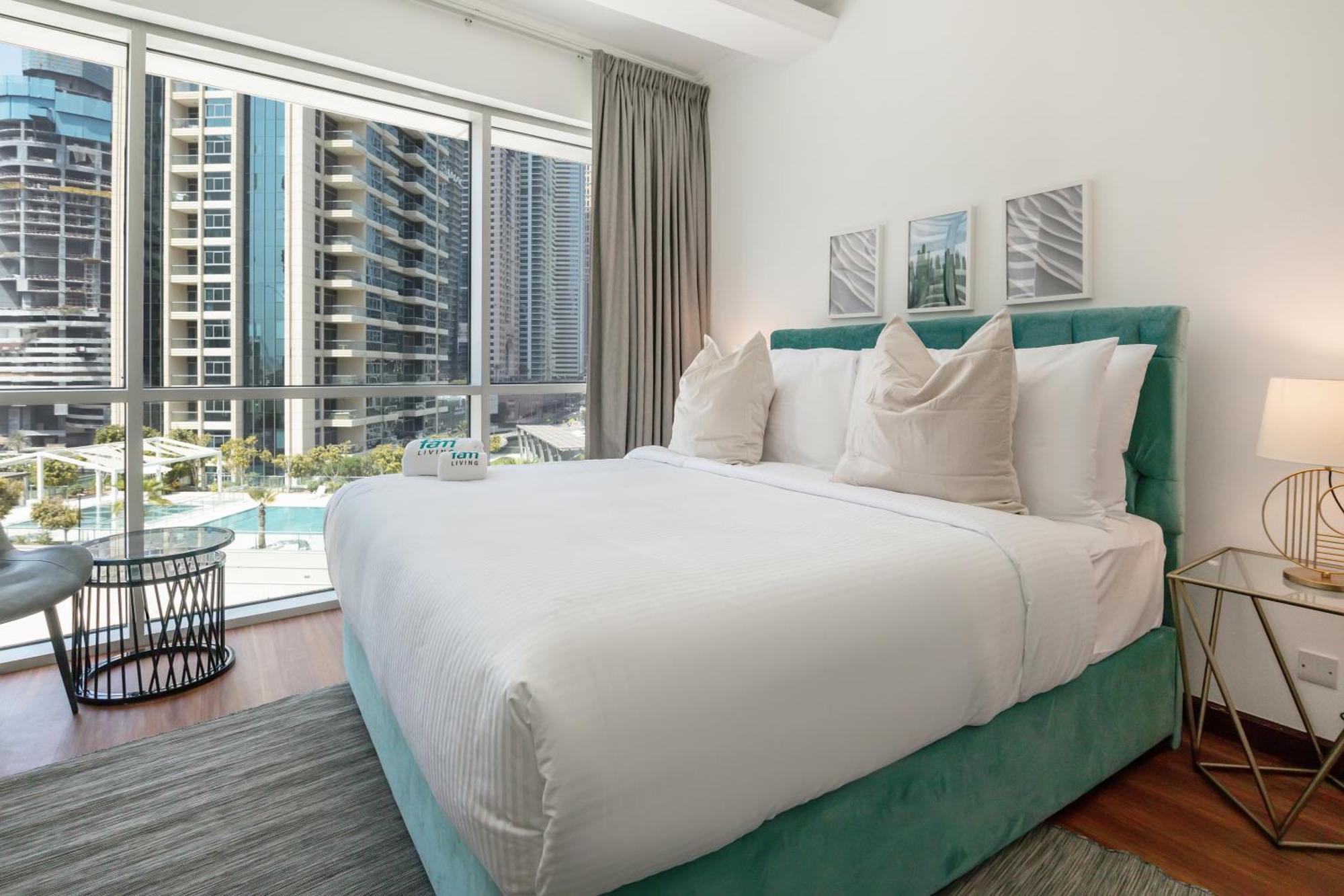 Fam Living - Stunning 2 Bedroom + Maid's In Marina Terrace * Dubai