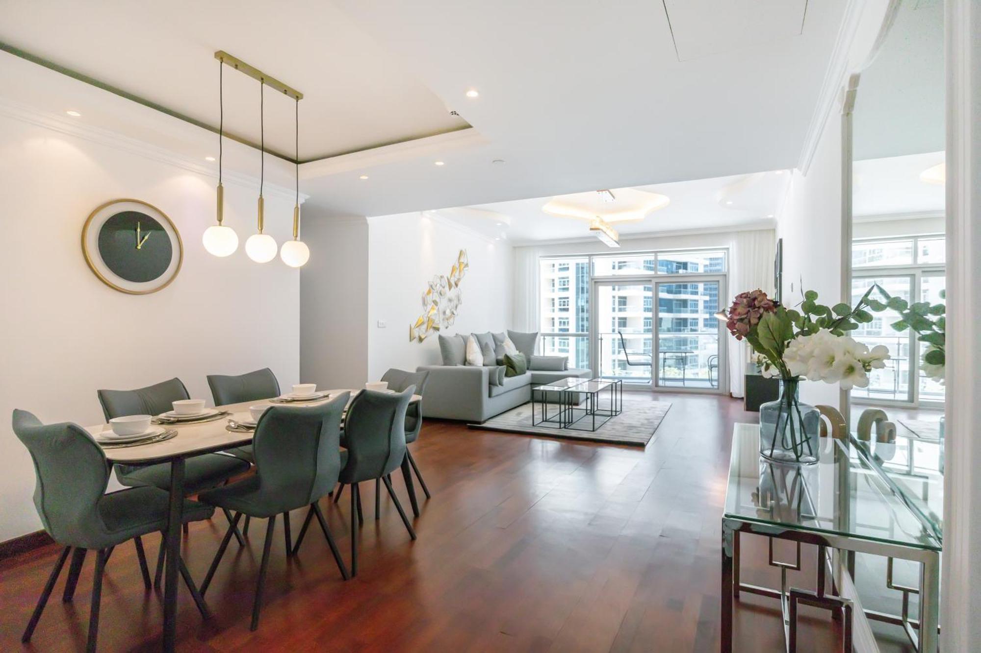 Apartment Fam Living - Stunning 2 Bedroom + Maid's In Marina Terrace *