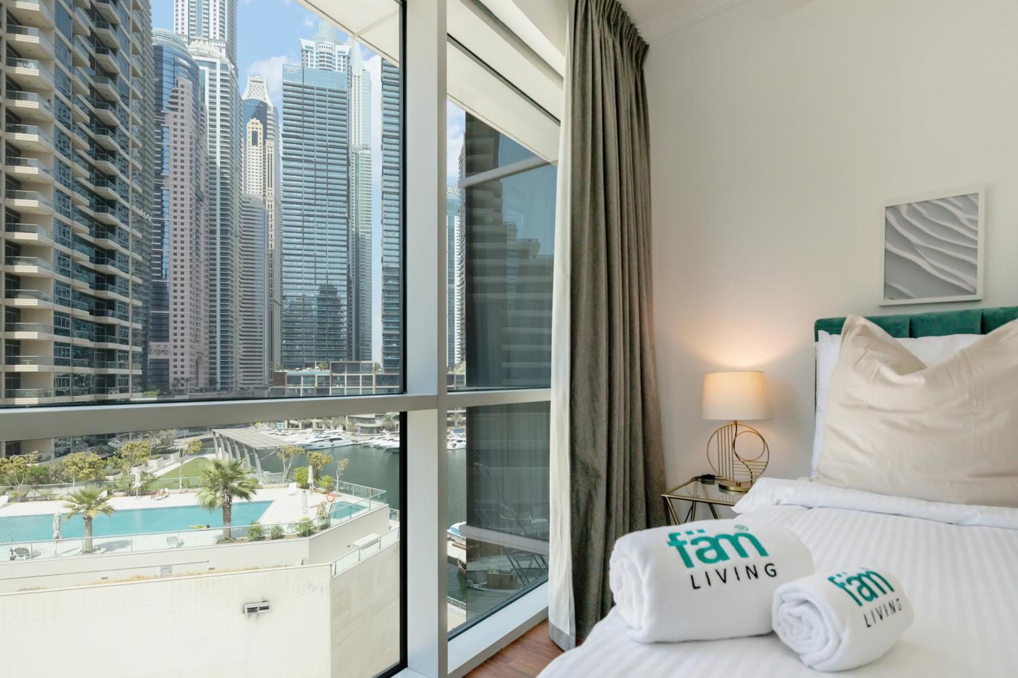 Fam Living - Stunning 2 Bedroom + Maid's In Marina Terrace * Dubai